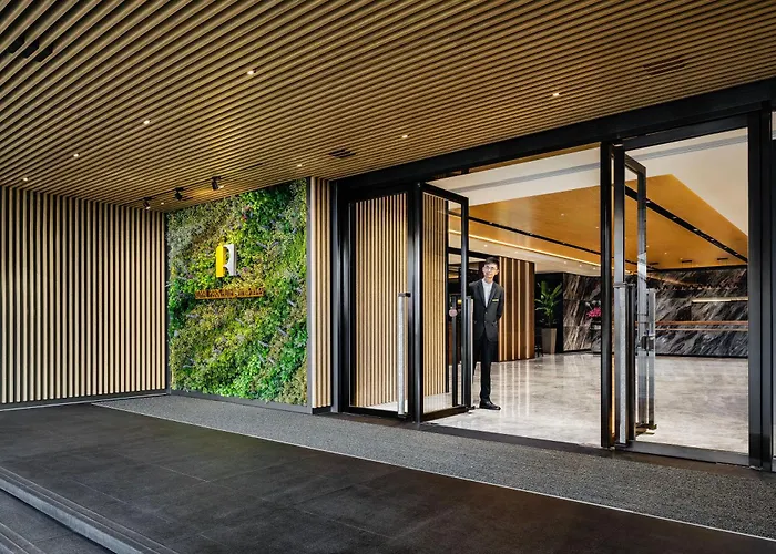 Royal ParkAirport Hotel